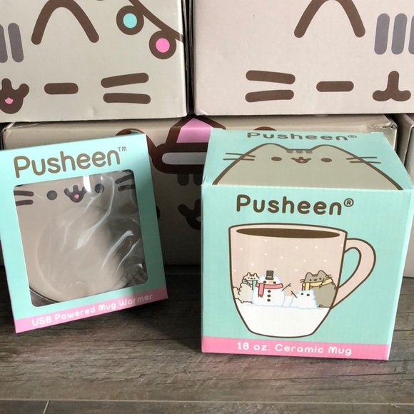 Pusheen Accessories - Gifted Pusheen mug and warmer new in box Pusheen Accessories - Gifted Pusheen mug and warmer new in box
